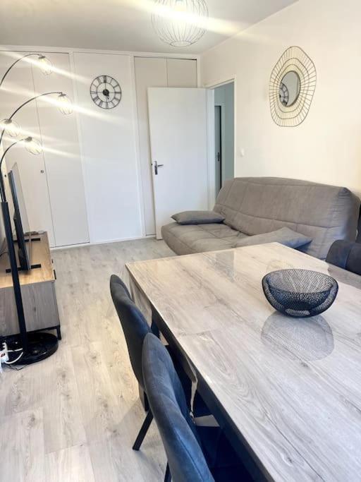 Apartment Vulcain 2, 11eme, Ile De Nantes, 4pers, Parking Inclus *