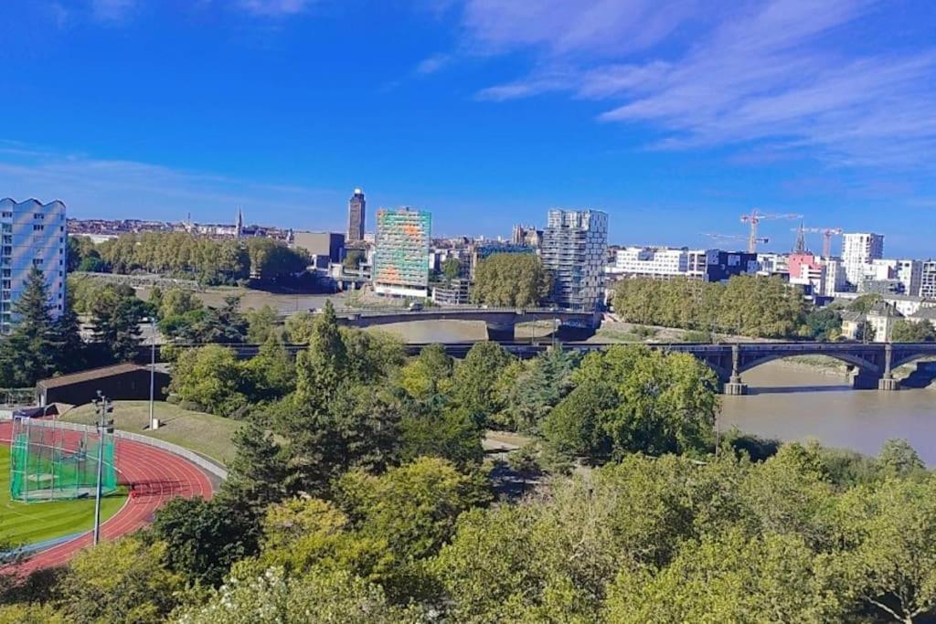 Vulcain 2, 11eme, Ile De Nantes, 4pers, Parking Inclus *